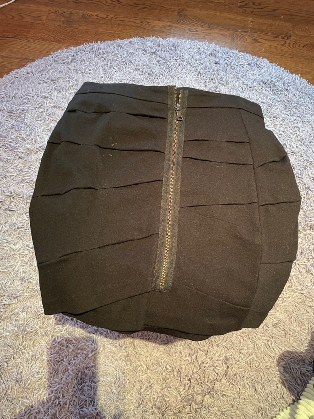 Cynthia Steffe Black Bandage Mini Skirt with Exposed Back Zip